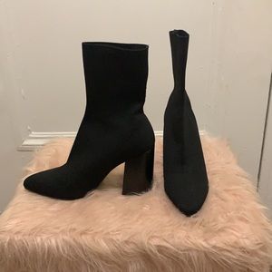 Steve Madden Trent Knit Bootie. Never worn. New with box.